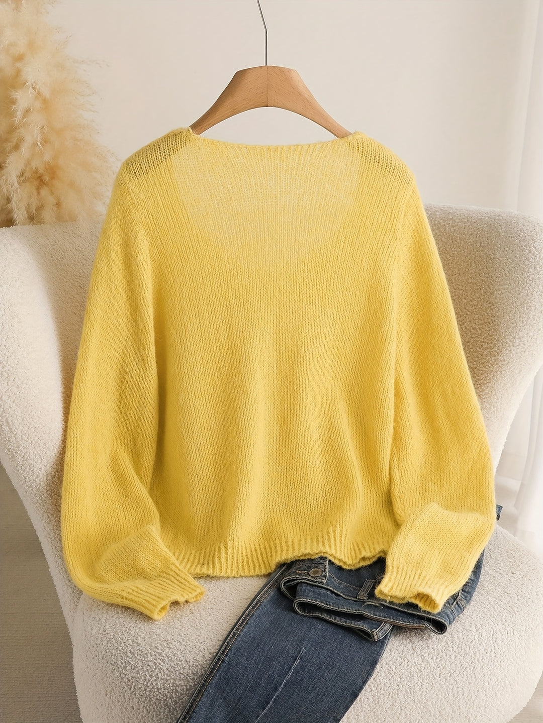 Solvienne | Women’s Jumper with floral elements and laid-back form