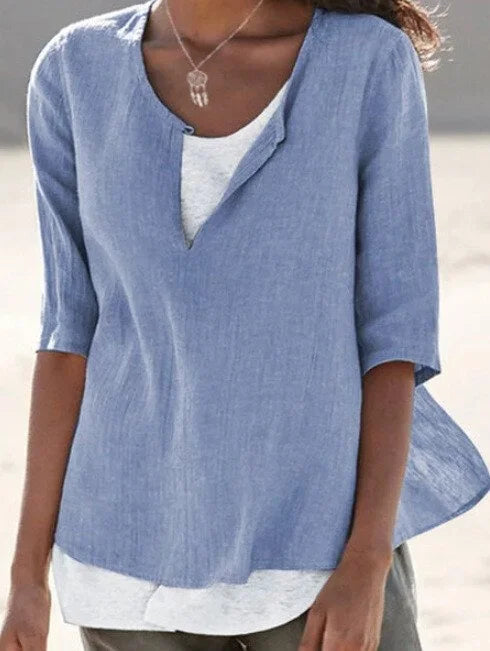Lyra | Women’s Casual Top in an Simple Daily Fit