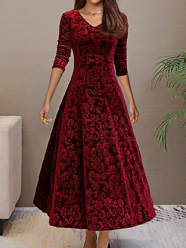Evarisse | Women’s Midi Dress with V-neckline and patterned texture