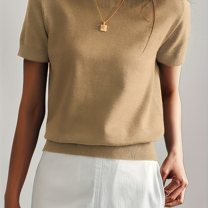 Ysoria | Women’s Short Sleeve Top in a Clean Everyday Vibe