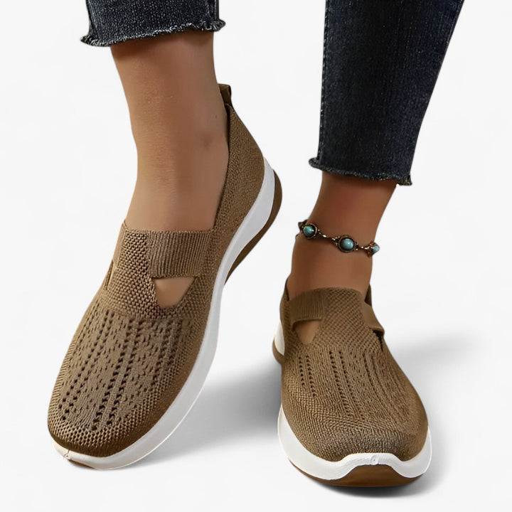 Zerina | Women’s Slip-On Trainers with perforated cut-out vibe