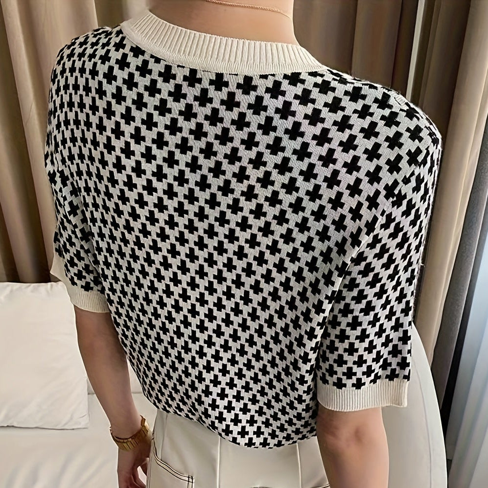 Orvienne | Women’s Patterned Top with relaxed cropped cut