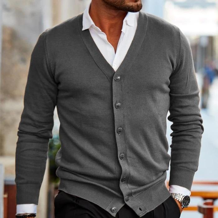 Darian | Men’s button cardigan in a classic fit