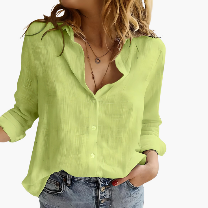 Winona | Women’s Shirt featuring a Soft Collar