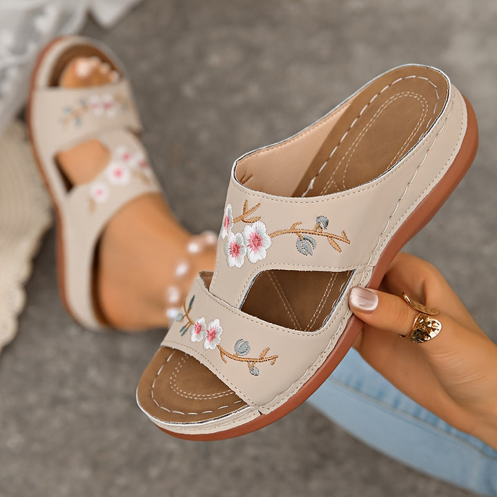 Floria | Women’s Slide Sandals featuring Floral Accent