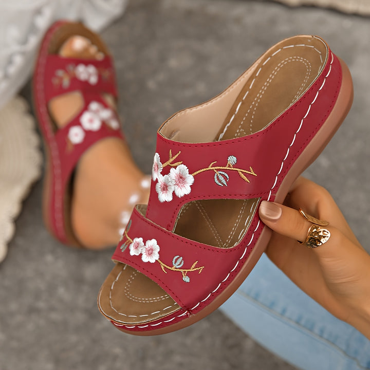 Floria | Women’s Slide Sandals featuring Floral Accent