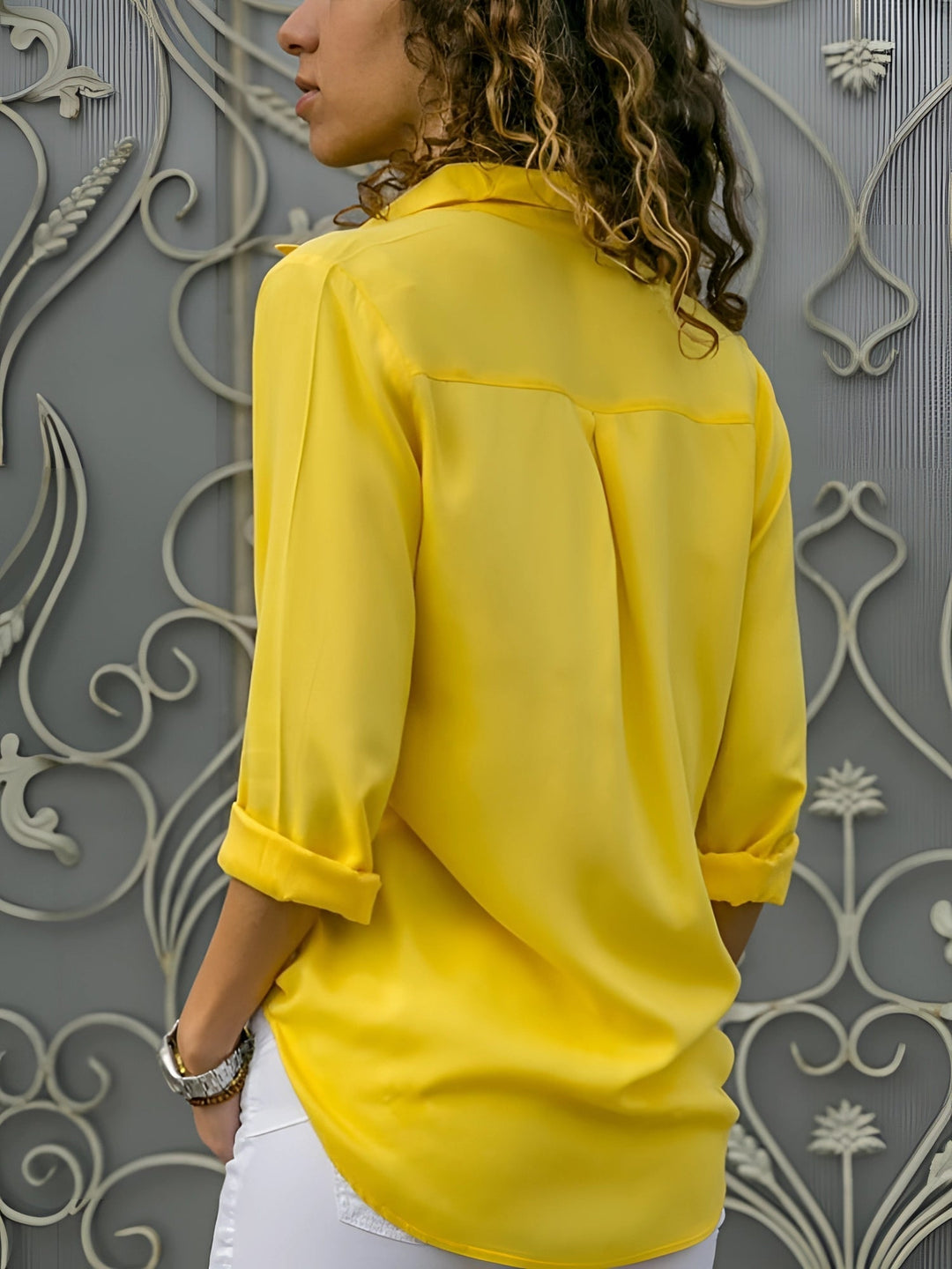 Vireya | Women’s Button-Up Shirt in an Easy Silhouette