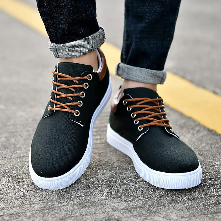 Darell | Men’s Lace-Up Trainers featuring contrast sole
