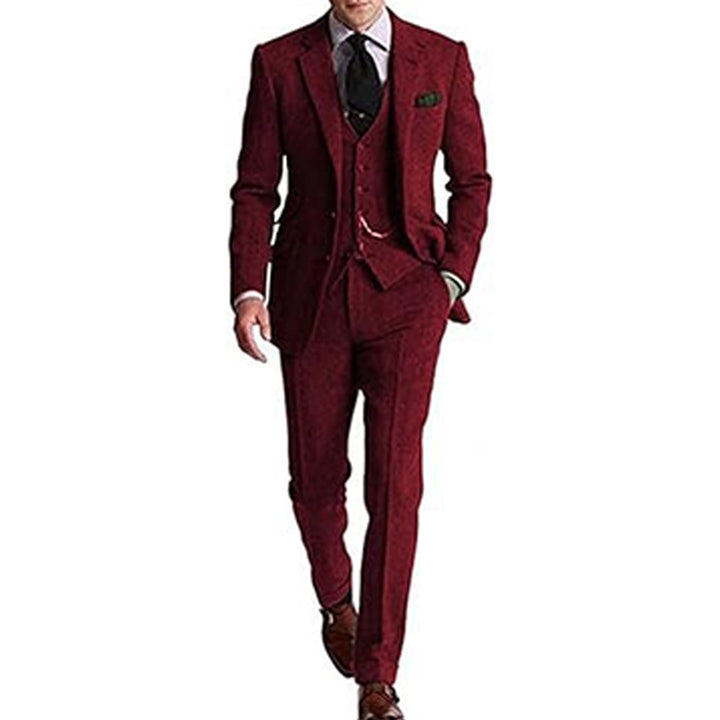 Alvion | Men’s Three-Piece Suit in a tailored polished look