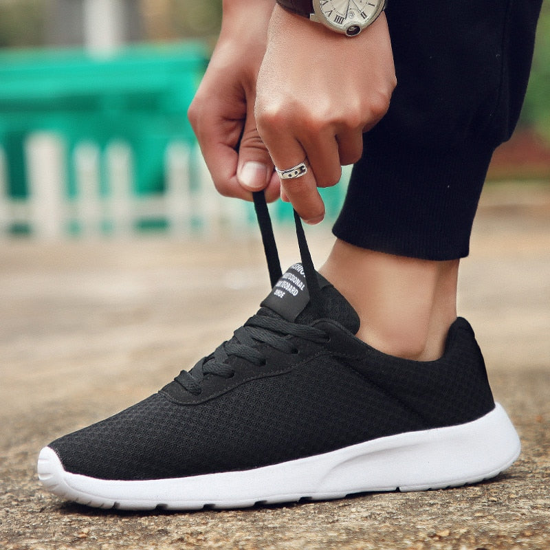 Kelron | Men’s Lightweight Trainers suited for daily active use