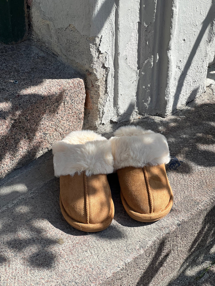 Lunara | Women’s Slip-On Slippers for cosy indoor snug feel