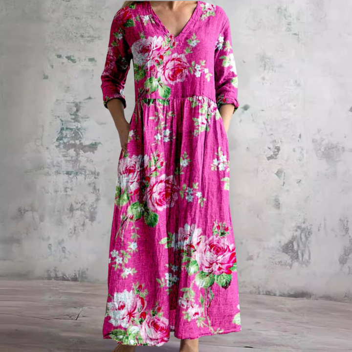 Tindra | Women’s Maxi Dress in a Relaxed Floral Figure