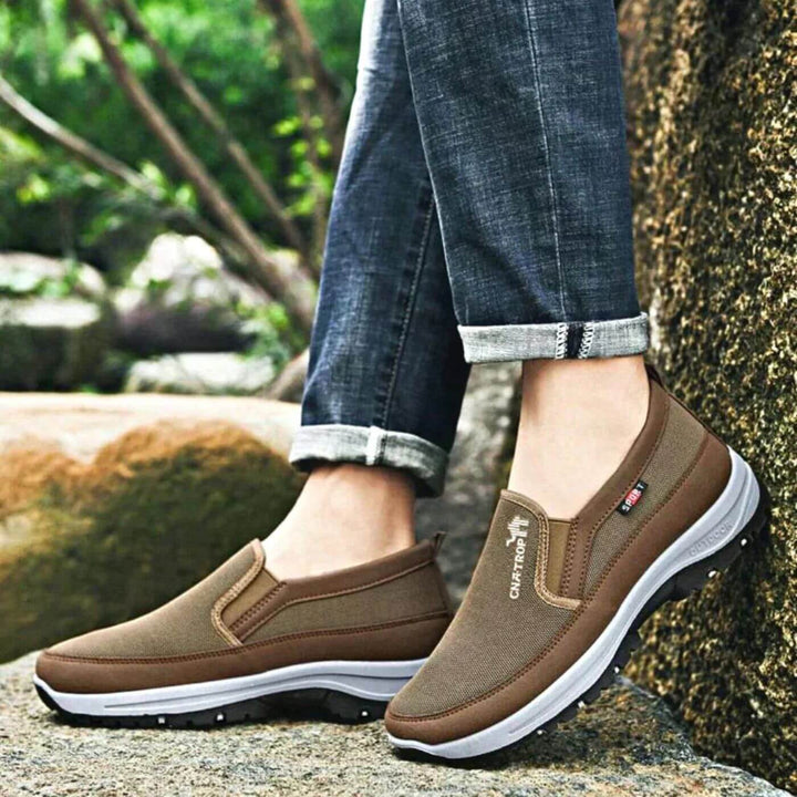 Bravik | Men’s Slip-On Trainers with cushioned sole and easy daily wear