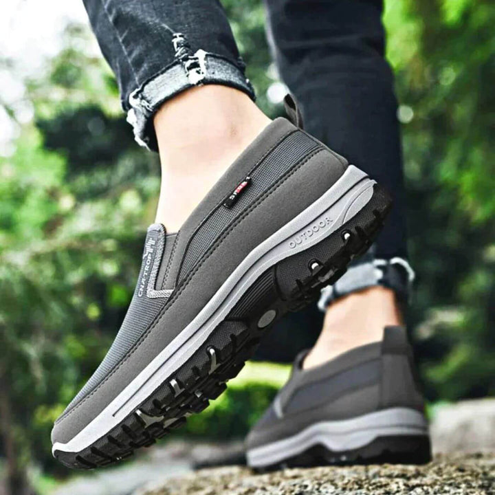 Bravik | Men’s Slip-On Trainers with cushioned sole and easy daily wear