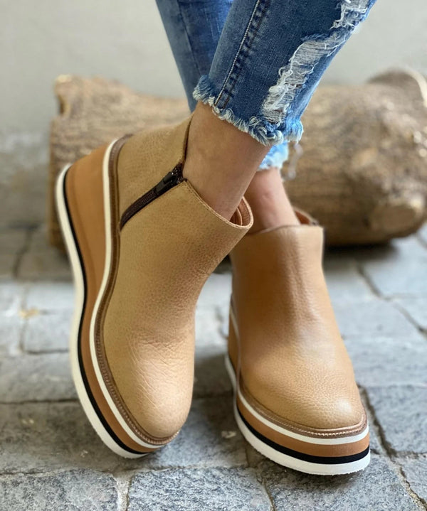 Bellona | Women’s Ankle Boots with Minimal Design
