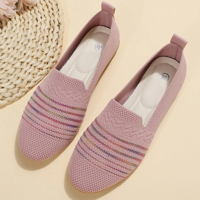 Krystelle | Women’s Slip-On Flats featuring Patterned Line