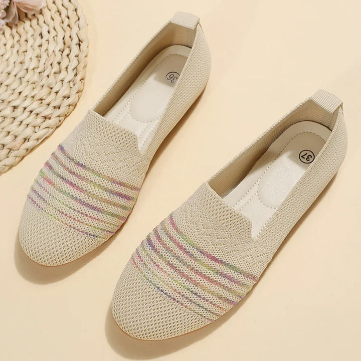 Krystelle | Women’s Slip-On Flats featuring Patterned Line