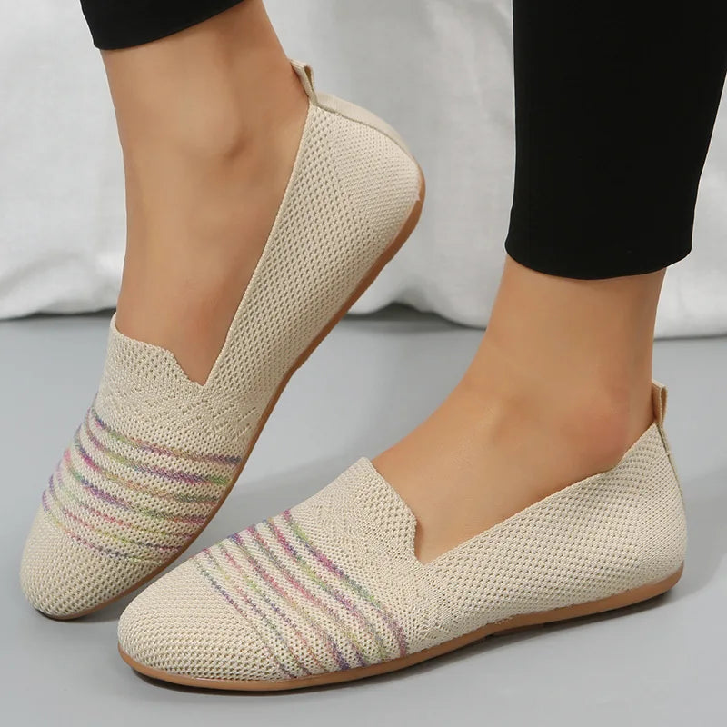 Krystelle | Women’s Slip-On Flats featuring Patterned Line