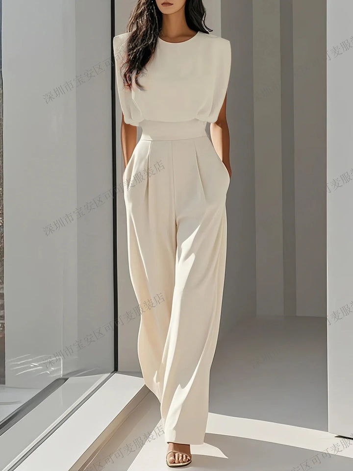 Polly | Women’s Sleeveless Jumpsuit for Modern Daily Composing