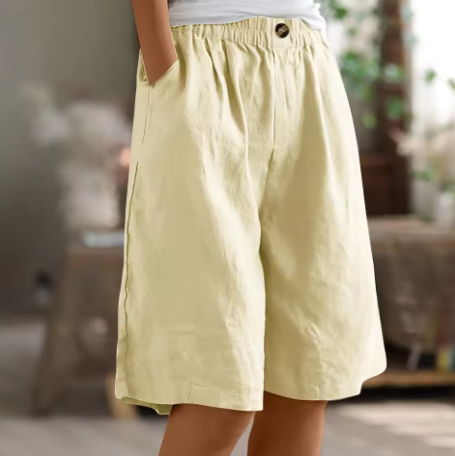 Elara | Women’s Wide-Leg Shorts in a Relaxed Look