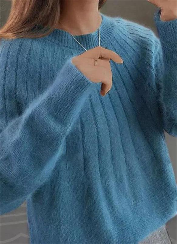 Elvyn | Women’s Ribbed Jumper with Classic Neckline
