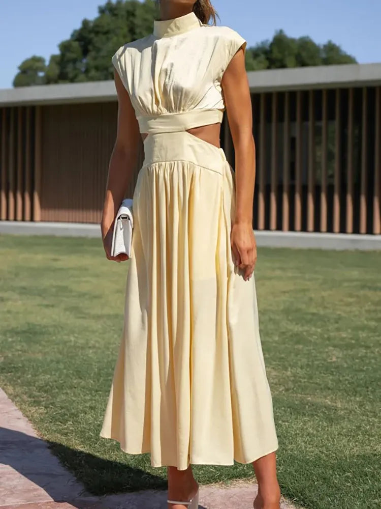 Eloria | Women’s Maxi Dress with Cut Out Waist and Flowing Skirt