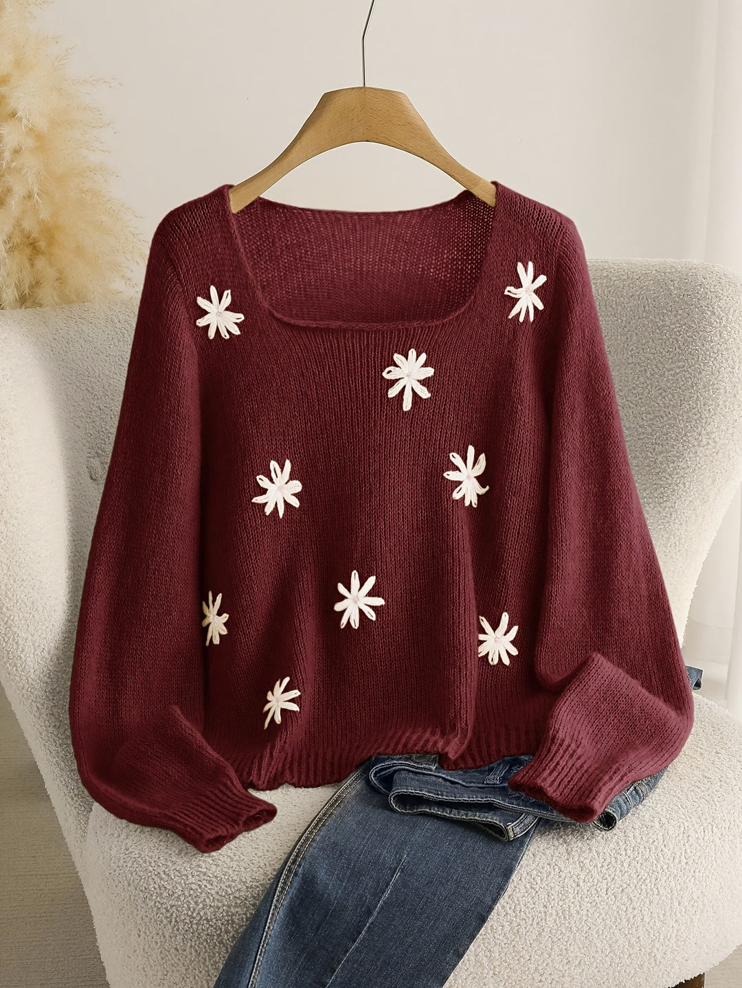 Solvienne | Women’s Jumper with floral elements and laid-back form