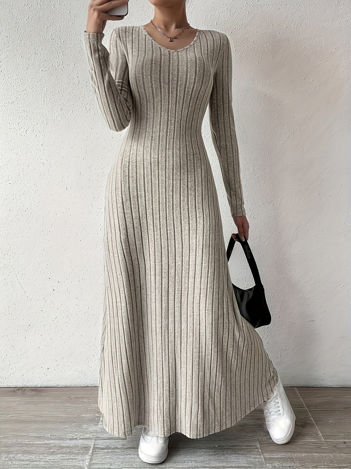 Veltrisse | Women’s Maxi Dress with long sleeves and ribbed texture