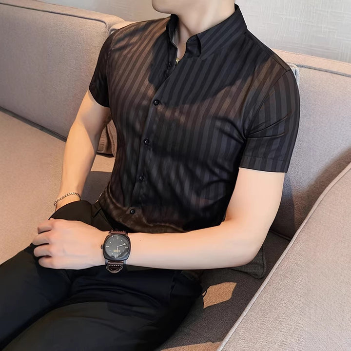 Cavro | Men’s Slim Fit Shirt featuring Micro Pattern