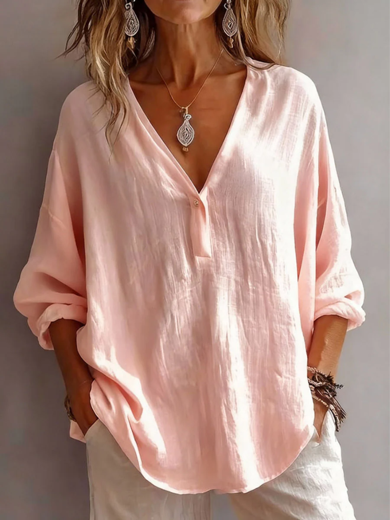Evania | Women’s Blouse in a Relaxed V-Neck Figure