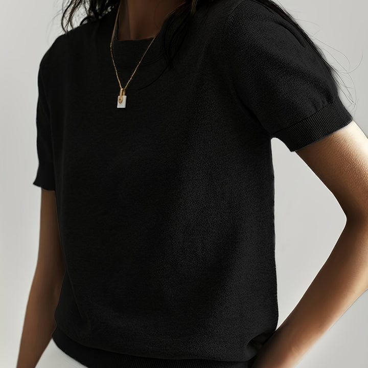 Ysoria | Women’s Short Sleeve Top in a Clean Everyday Vibe