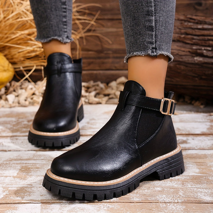 Calyrex | Women’s Ankle Boots with buckle strap and chunky sole