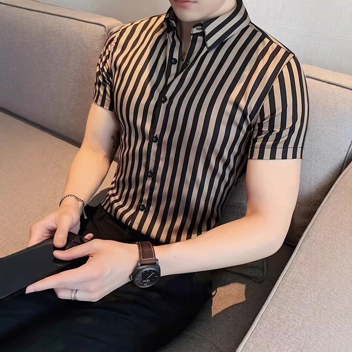 Cavro | Men’s Slim Fit Shirt featuring Micro Pattern