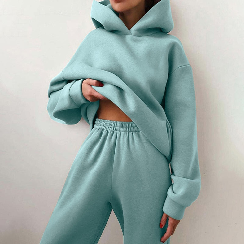 Zymera | Women’s Two-Piece Set with relaxed hoodie and elastic waist pants