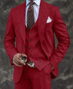 Alvion | Men’s Three-Piece Suit in a tailored polished look